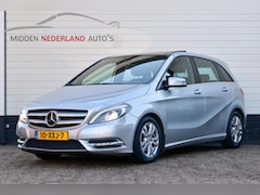 Mercedes-Benz B-klasse - 200 Ambition * PANORAMA DAK * STOELVERWARMING * AUTOMAAT