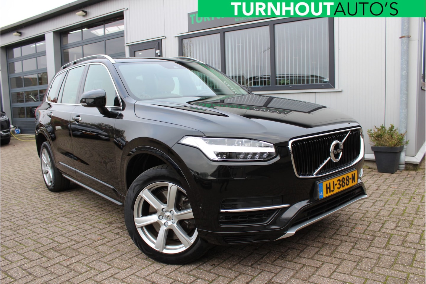 Volvo XC90 - 2.0 T8 Twin Engine AWD Momentum Scandinavian Line | Cognac Leder - AutoWereld.nl