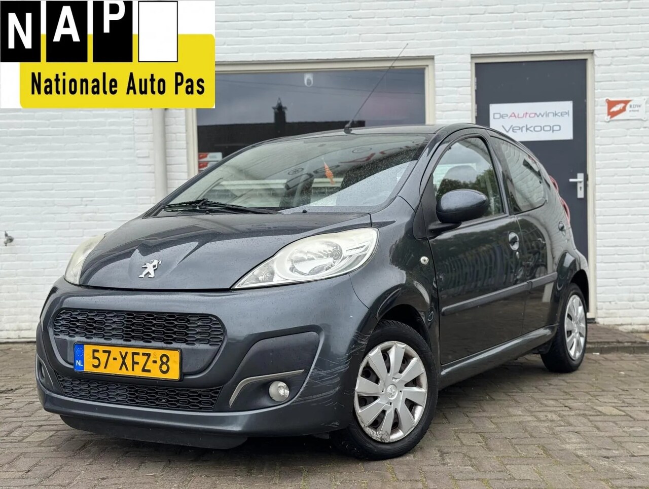 Peugeot 107 - 1.0 5-deurs airco - AutoWereld.nl