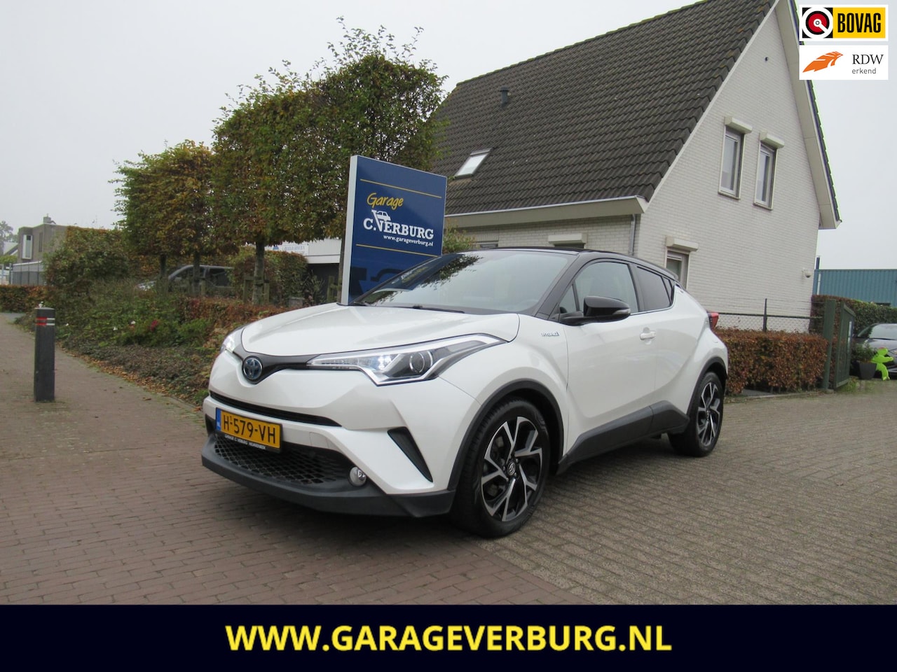 Toyota C-HR - 1.8 Hybrid Bi-Tone (Navi,Camera,AdaptiveCruise,Trekhaak,Stoelverwarming,Keyless) - AutoWereld.nl