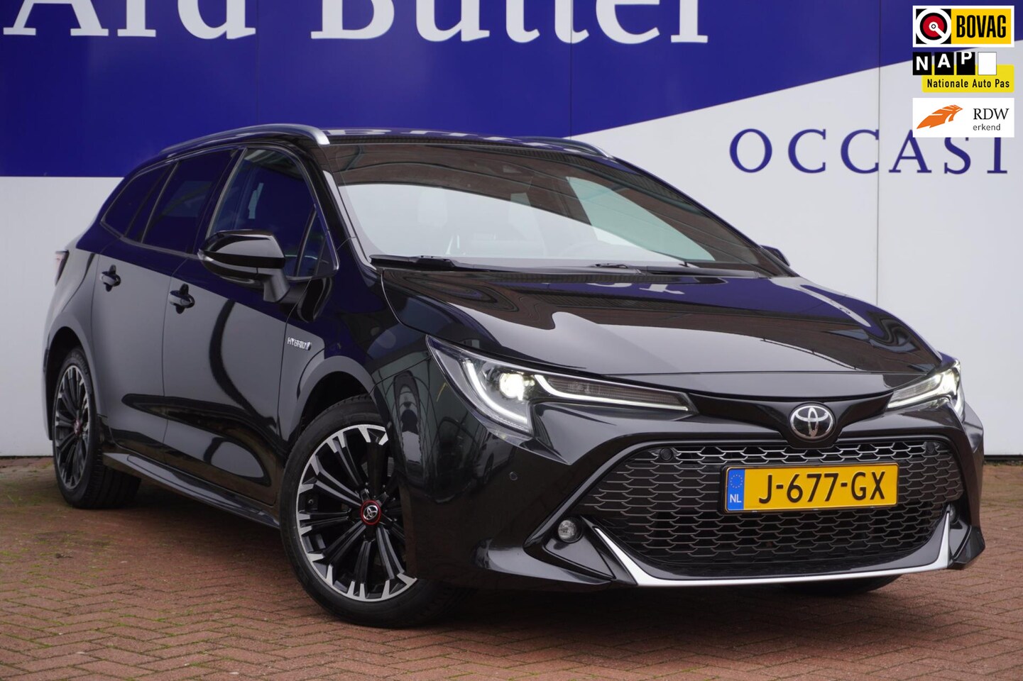 Toyota Corolla Touring Sports - 2.0 Hybrid GR-Sport / 184 PK / Leder / LED / Carplay / Camera / = DEALER ONDERHOUDEN!! - AutoWereld.nl