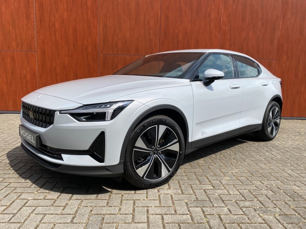 Polestar 2 - 69kWh-Single motor-Lage bijtelling-Camera - AutoWereld.nl