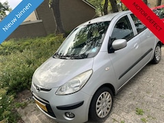 Hyundai i10 - 2009 * 1.25 i * KETTING BROKEN