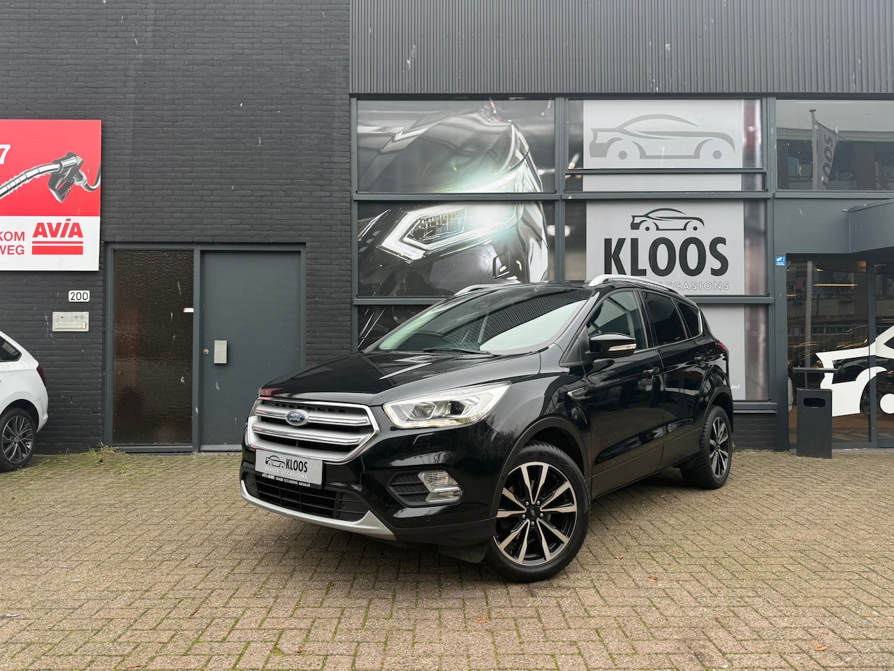 Ford Kuga - 1.5 EcoBoost Titanium 1.5 EcoBoost Titanium, 6 tot 12 maanden garantie - AutoWereld.nl