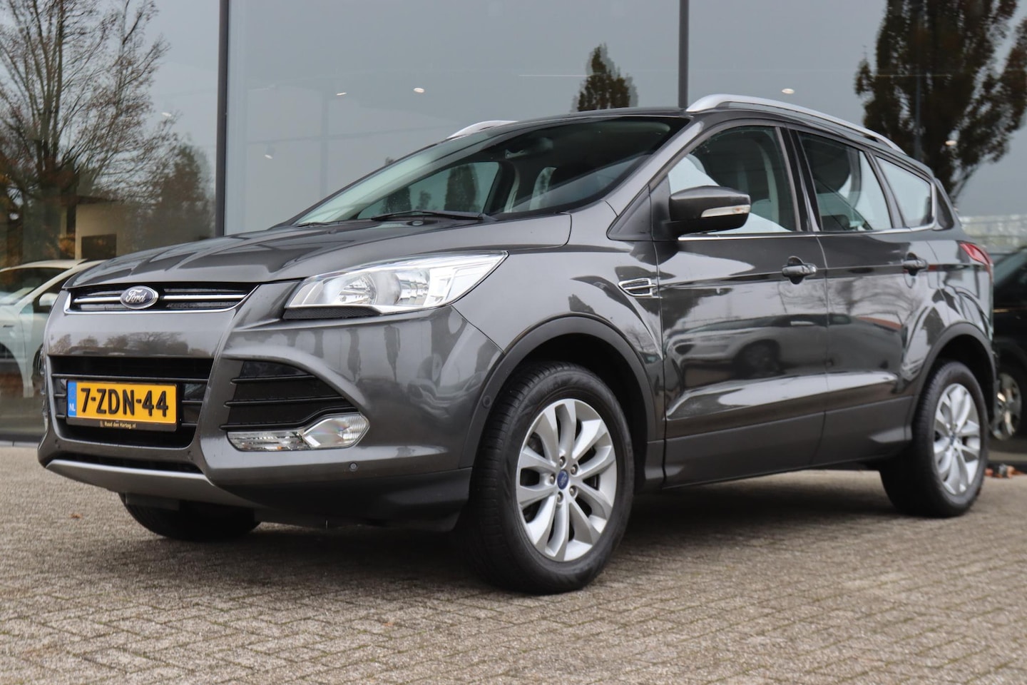 Ford Kuga - 1.5 150 PK TITANIUM | DAB | CAMERA | TREKHAAK | CRUISE | CLIMATE - AutoWereld.nl