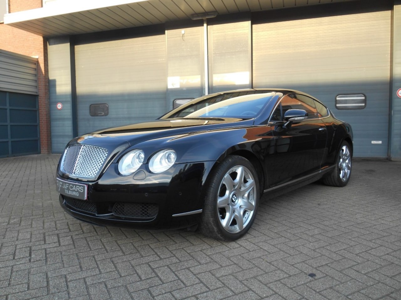 Bentley Continental GT - Mulliner 6.0 W12 - AutoWereld.nl