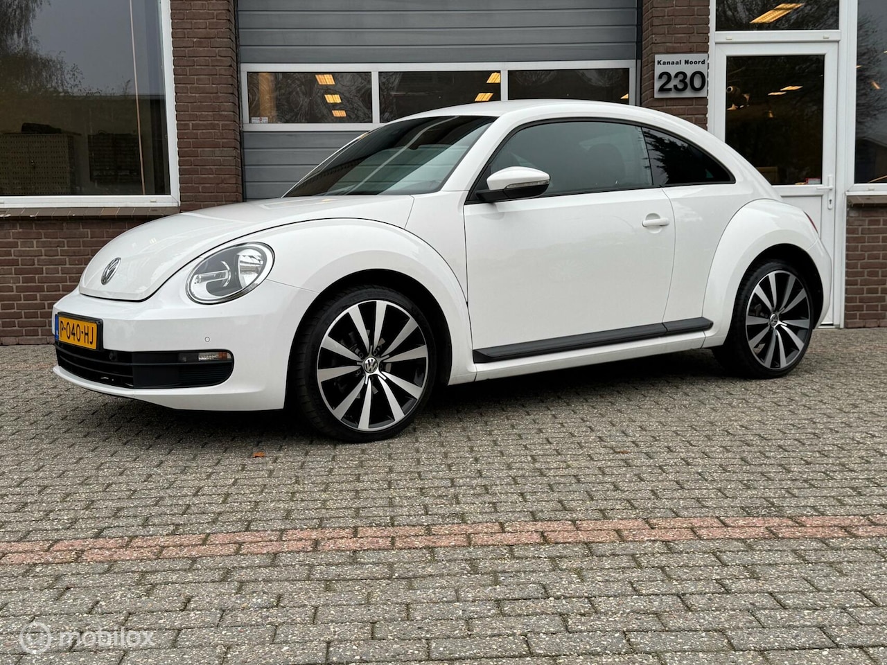 Volkswagen Beetle - 1.2 TSI Design ECC-AIRCO/NAVI/STOEL.VW - AutoWereld.nl