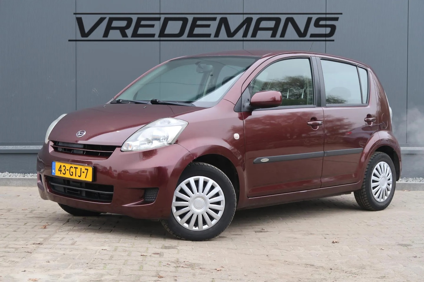 Daihatsu Sirion 2 - 1.3-16V Comfort AIRCO - AutoWereld.nl