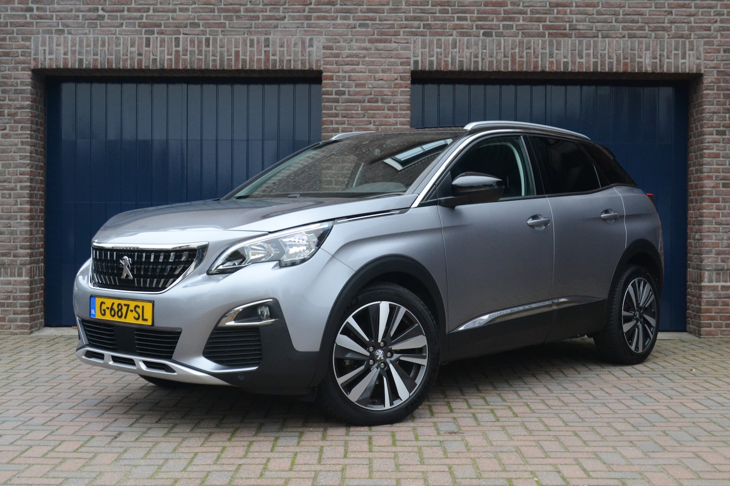 Peugeot 3008 - 1.2 PureTech Blue Lease Premium | Keyless | Focal Audio | Camera | AGR Stoelen | Carplay - AutoWereld.nl