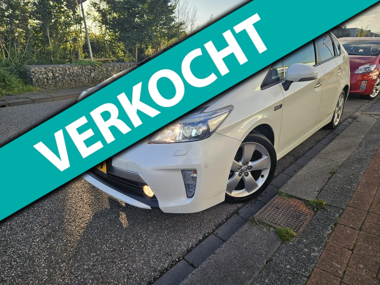 Toyota Prius - 1.8 Plug-in Executive Business GARANTIE - AutoWereld.nl