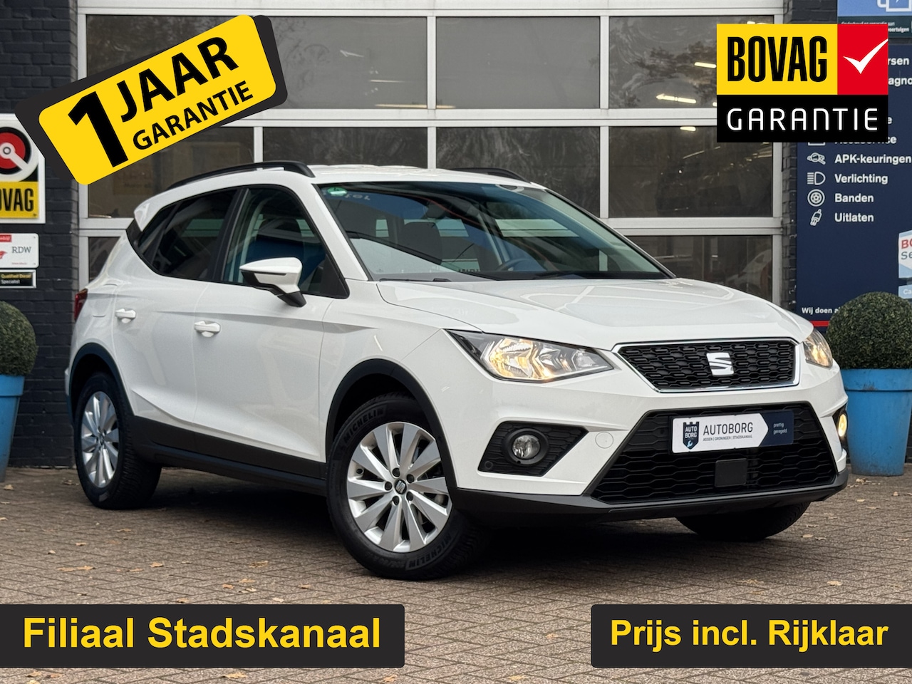 Seat Arona - 1.0 TSI Style Business Intense | Achteruitrijcamera | Trekhaak | Navigatie | Apple Carplay - AutoWereld.nl