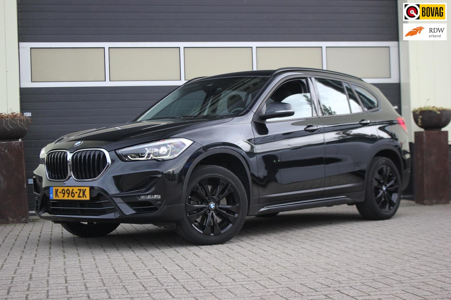 BMW X1 - SDrive20i High Executive Edition | Trekhaak | - AutoWereld.nl