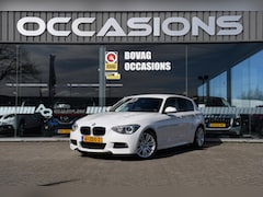 BMW 1-serie - 114i Business+ NAVIGATIE/ LEDER/ LM 17/ PDC