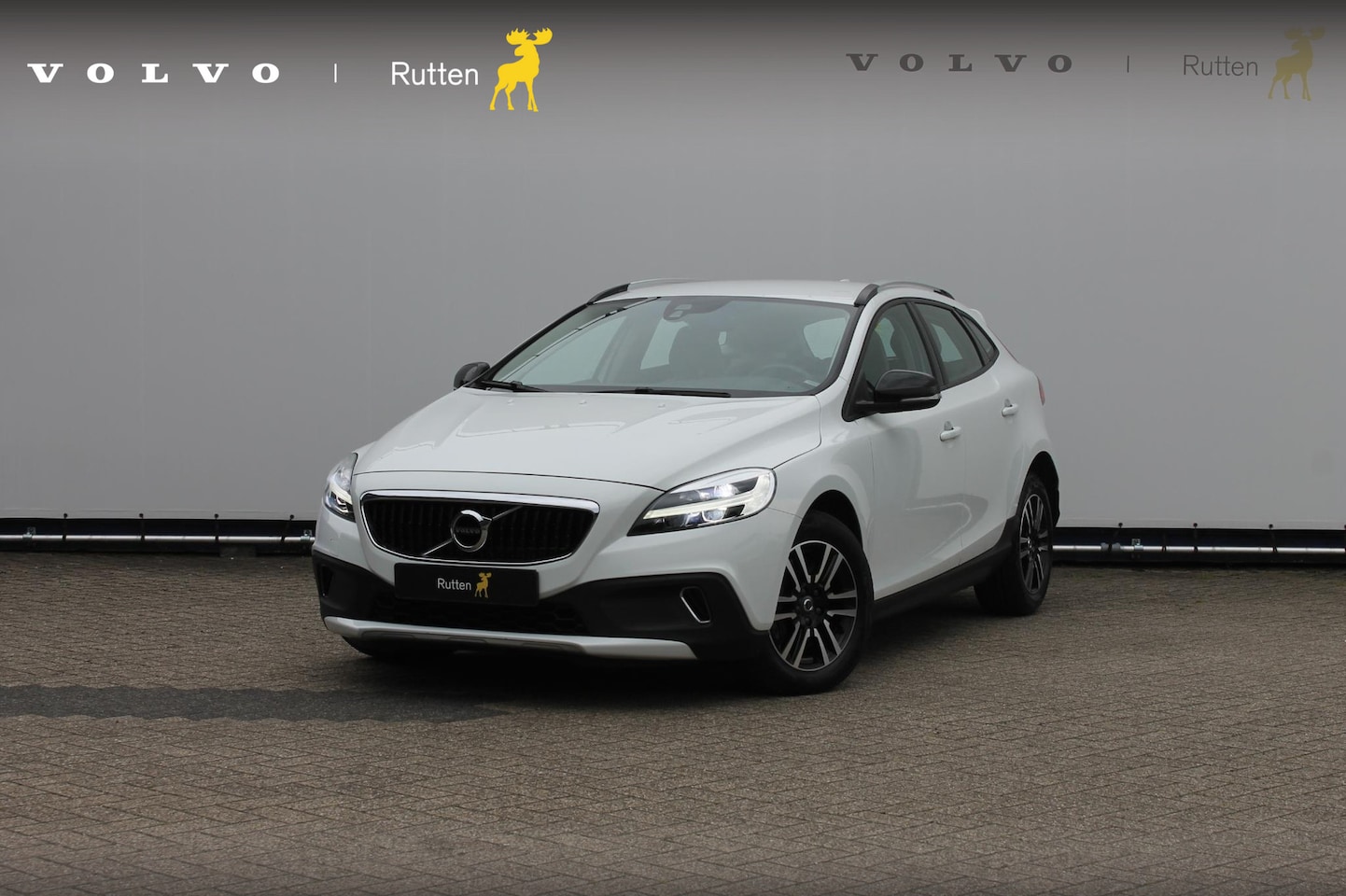 Volvo V40 Cross Country - 1.5 T3 Edition+ 1.5 T3 Edition+ - AutoWereld.nl