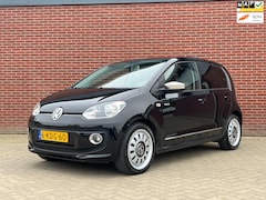 Volkswagen Up! - 1.0 Black up BlueMotion / NAP / Airco / Navigatie / Nette auto