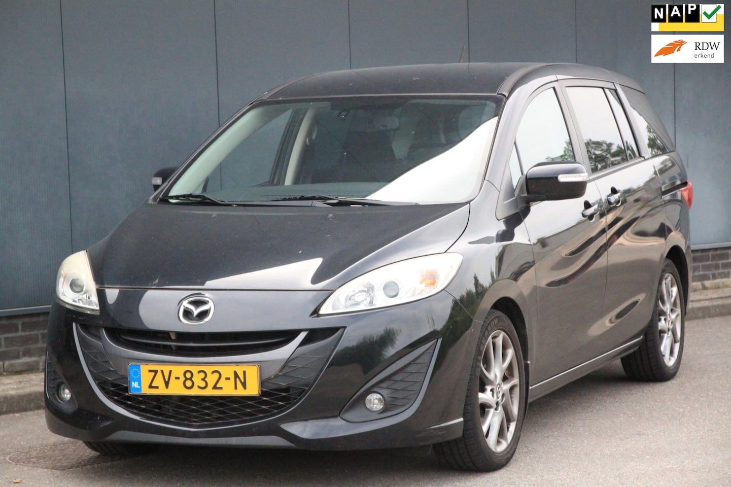 Mazda 5 - 1.6 CiTD Business 7 Pers./Parkeersensor/Airco/Cruise/Stoelverwarming/Apk 10-2025 - AutoWereld.nl