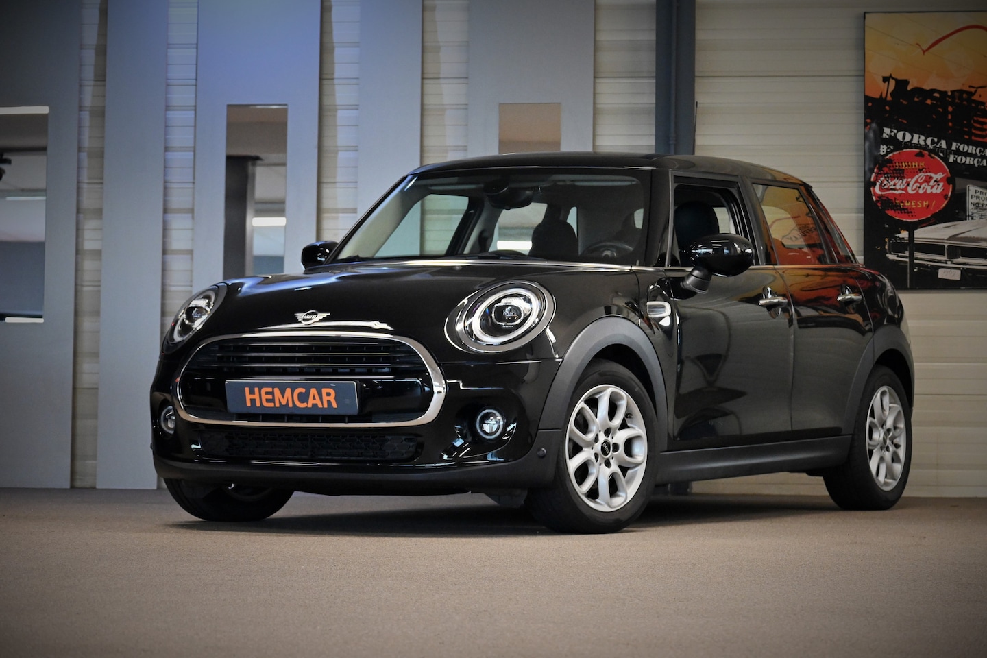 MINI Cooper - Mini 1.5 Business Edition - AutoWereld.nl