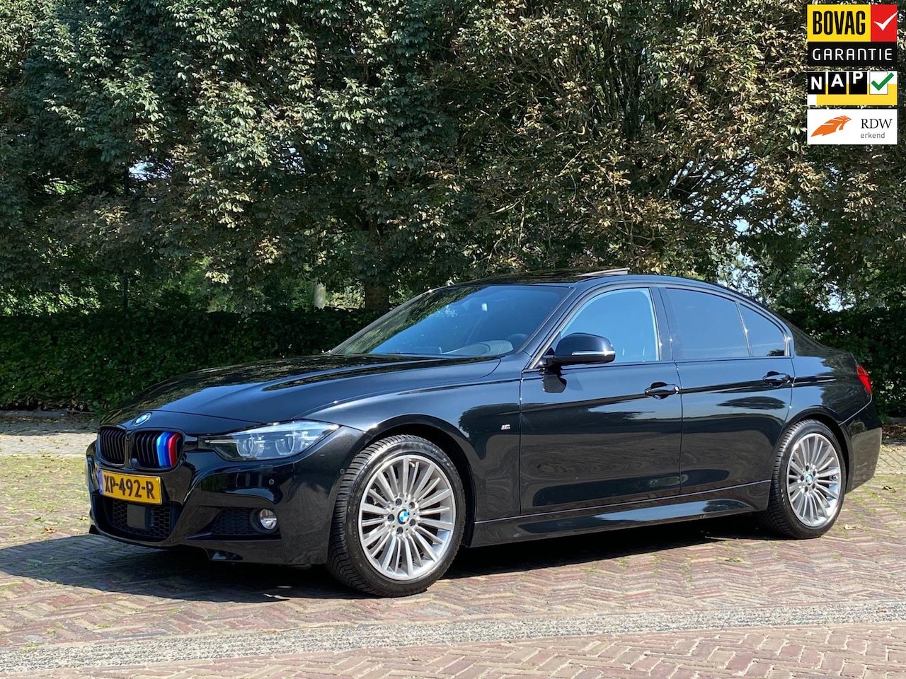 BMW 3-serie - 320i Edition M Sport Shadow High Executive | Leder | Schuifdak | LED | Navi | NAP | BOVAG - AutoWereld.nl