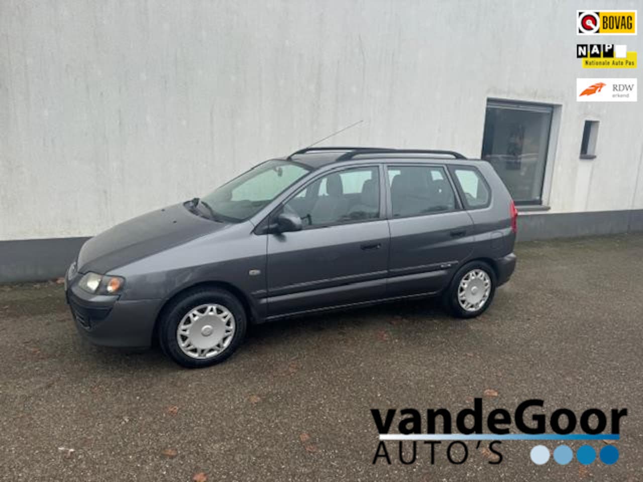 Mitsubishi Space Star - 1.6 Family 1.6 Family, '03, airco, trekhaak en apk tot dec. '25 ! - AutoWereld.nl