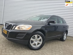 Volvo XC60 - 2.0 T5 Clima / Navi / Leder / Autom