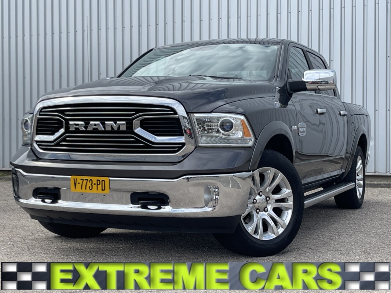 Dodge Ram Pick Up - Longhorn RAMbox Crew Cab 4x4 LPG - AutoWereld.nl