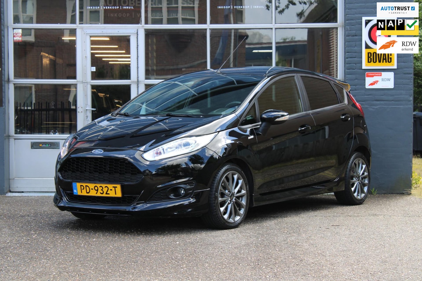 Ford Fiesta - 1.0 EcoBoost ST Line 101PK Airco Navi Pdc Nap - AutoWereld.nl