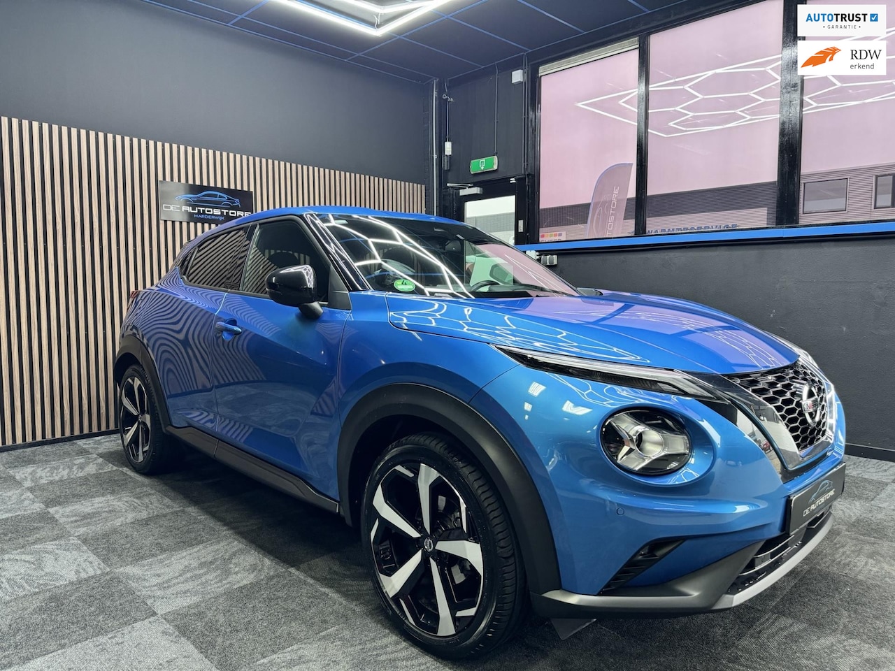 Nissan Juke - 1.0 DIG-T Tekna Bose Kuipstoelen 360 Camera Navi Led Afneembare Trekhaak Nieuwstaat!! - AutoWereld.nl