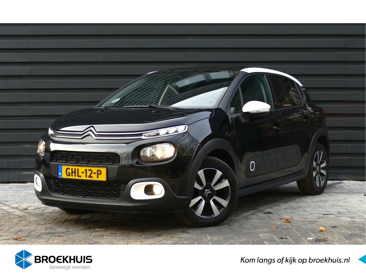 Citroën C3 - 1.2 PURETECH 110PK SKY / CLIMA / PDC / PANO.DAK / WINTERPAKKET / BLUETOOTH / CRUISECONTROL - AutoWereld.nl