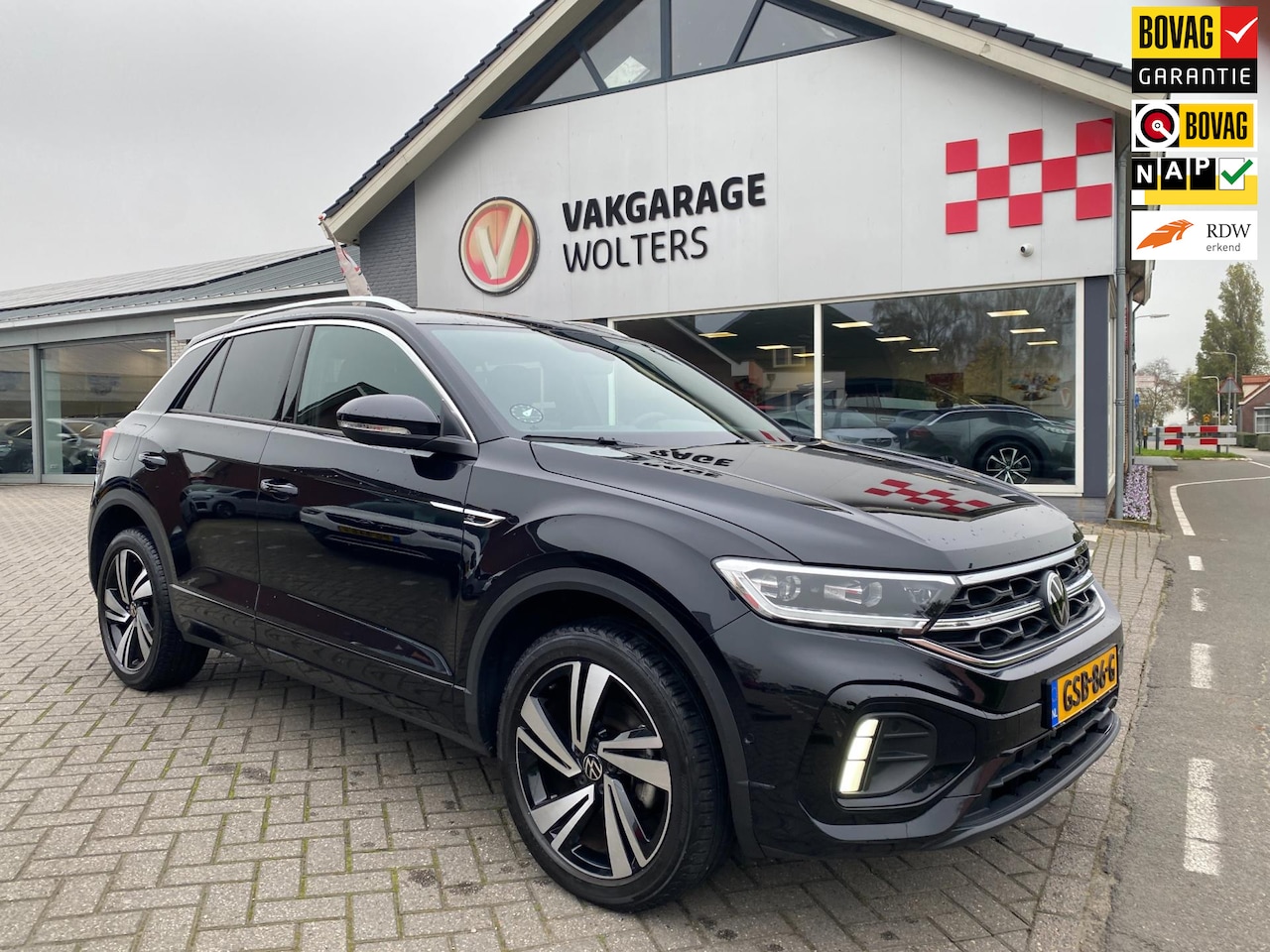 Volkswagen T-Roc - R-line 1.5 TSI R-Line Business - AutoWereld.nl