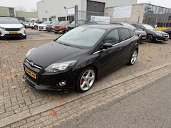 Ford Focus - 1.6 TDCI ST-Line Uniek Navi, Leder, 2e Eigenaar