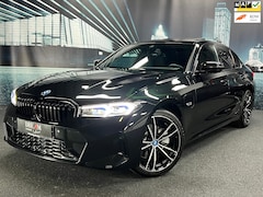 BMW 3-serie - 330e High Executive M-Sport PANO/H/K/LEDER/FULL