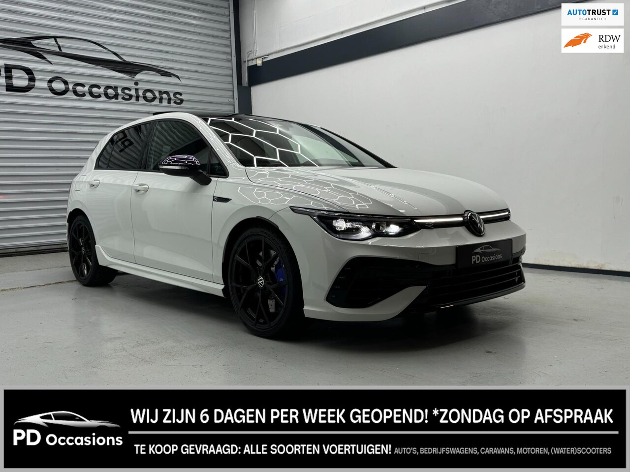 Volkswagen Golf - 2.0 TSI R 4Motion Pano Camera Stoelverwarming Lane Assist - AutoWereld.nl