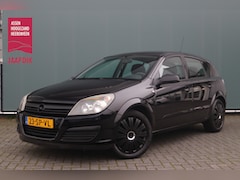 Opel Astra - 1.6I 105 PK Black Edition NIEUWE APK TREKHAAK / AIRCO / CRUISE / RADIO CD