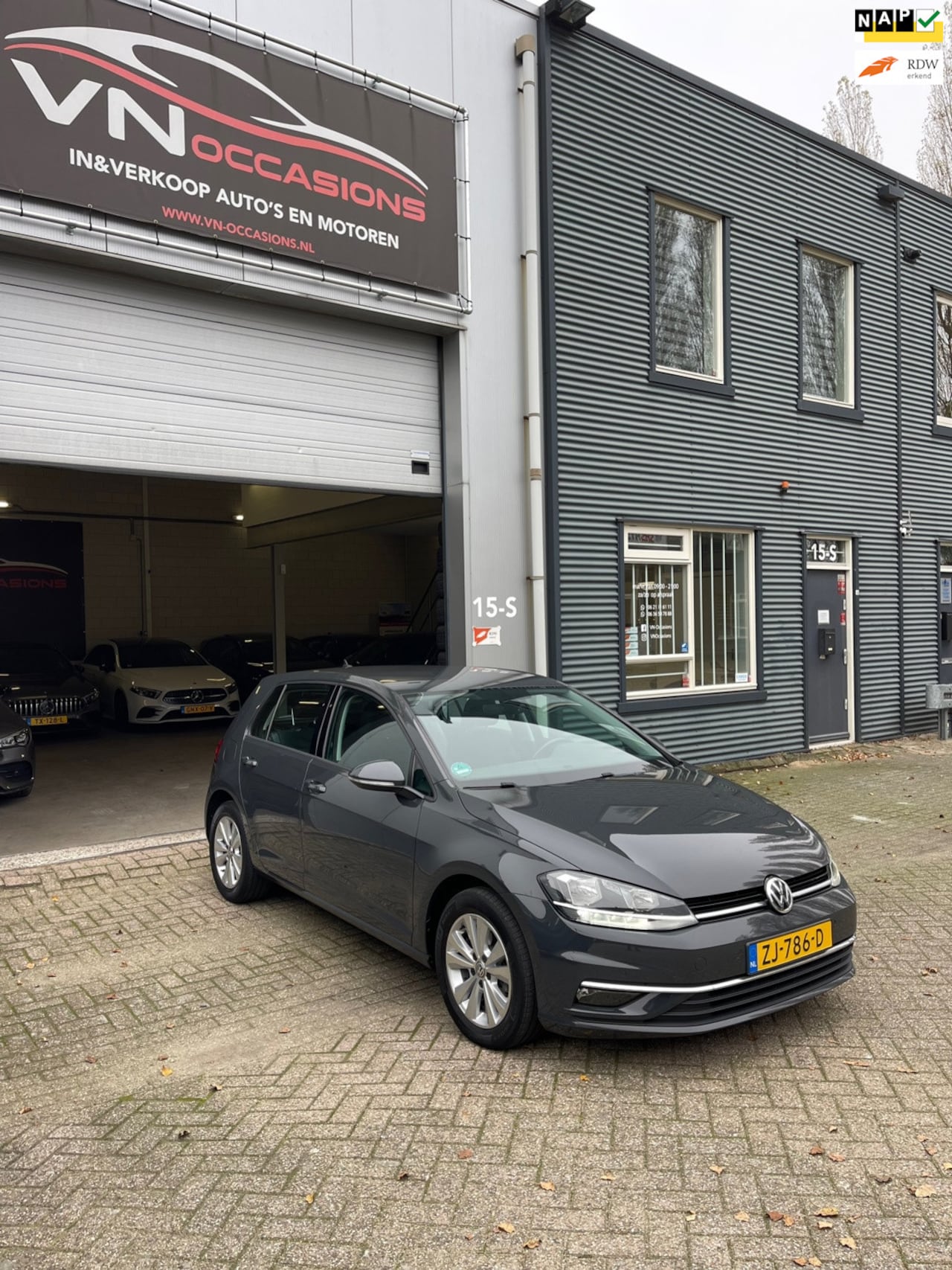 Volkswagen Golf - 1.0 TSI DSG AUTOMAAT Comfortline FACELIFT NAP - AutoWereld.nl