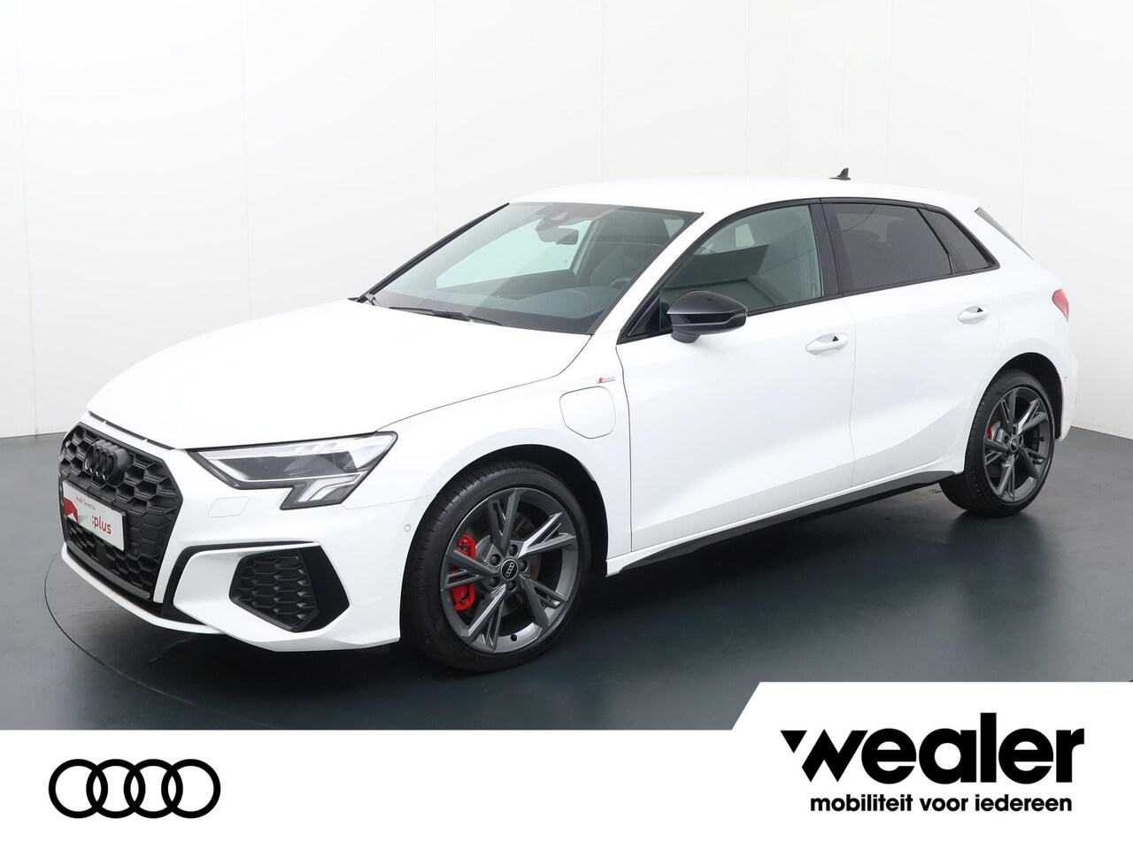 Audi A3 Sportback - 45 TFSI e S-Line | 245 PK | Sound-systeem Bang & Olufsen | Lichtmetalen velgen 18"| LED ve - AutoWereld.nl