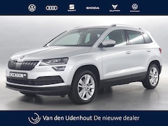 Skoda Karoq - 1.5 TSI 150pk ACT Business Edition DSG / Navigatie / Camera / Stoelverwarming / Xenon