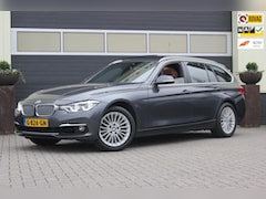 BMW 3-serie Touring - 318i High Executive | Trekhaak | Panoramadak |