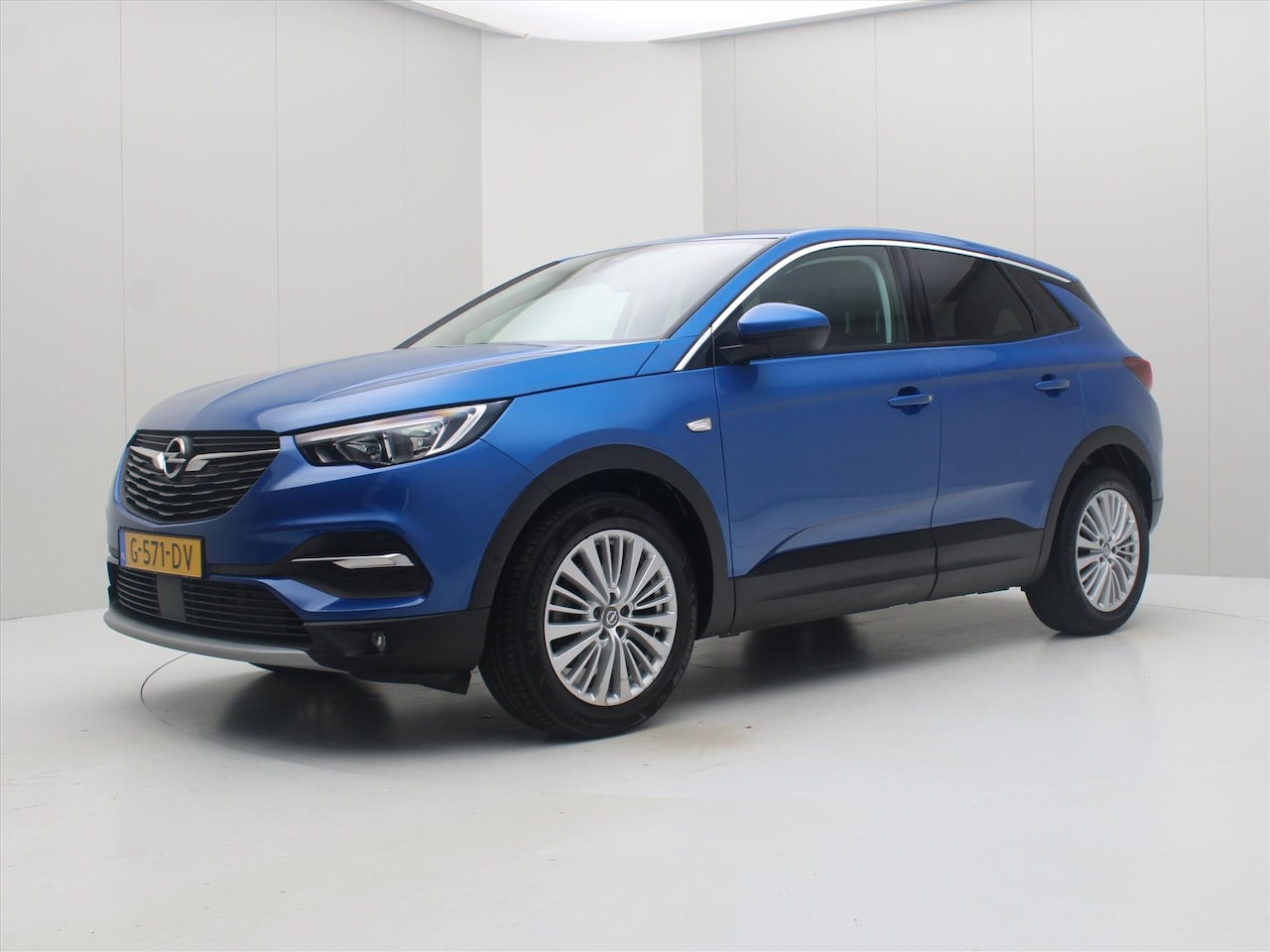 Opel Grandland X - 1.2 Turbo 130pk Automaat Innovation [ TREKHAAK+CARPLAY+CLIMAAT+CRUISE+PDC+NAVIGATIE ] - AutoWereld.nl