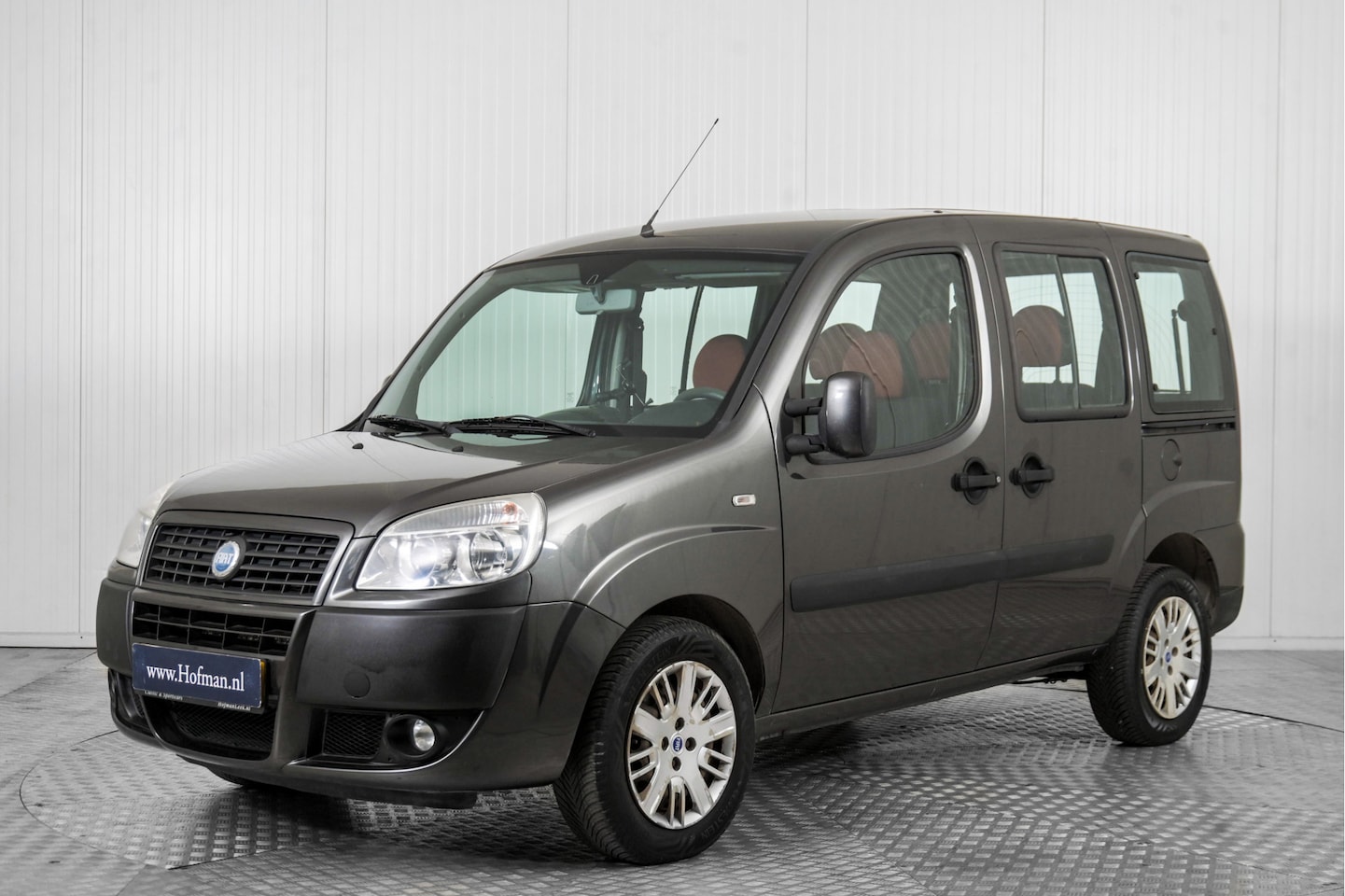 Fiat Doblò - MPV 1.4 Dynamic airco 2x schuifdeur - AutoWereld.nl