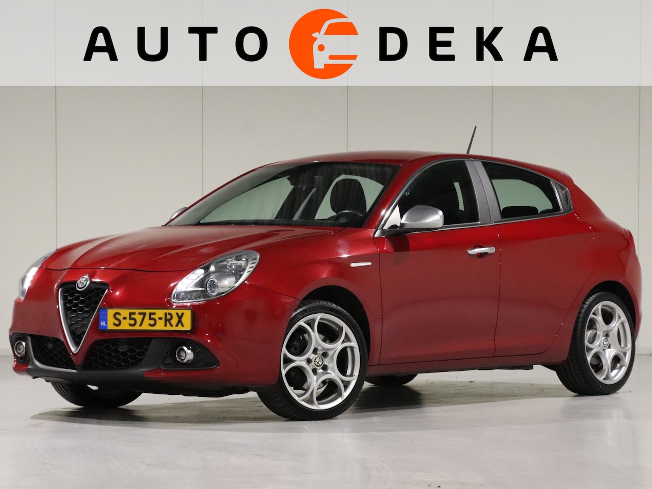 Alfa Romeo Giulietta - 1.4 Turbo MultiAir Super Automaat *Navigatie*Stoelverw.* - AutoWereld.nl