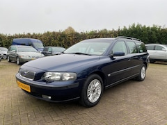 Volvo V70 - 2.4 140pk. 118000km 1e eigenaar