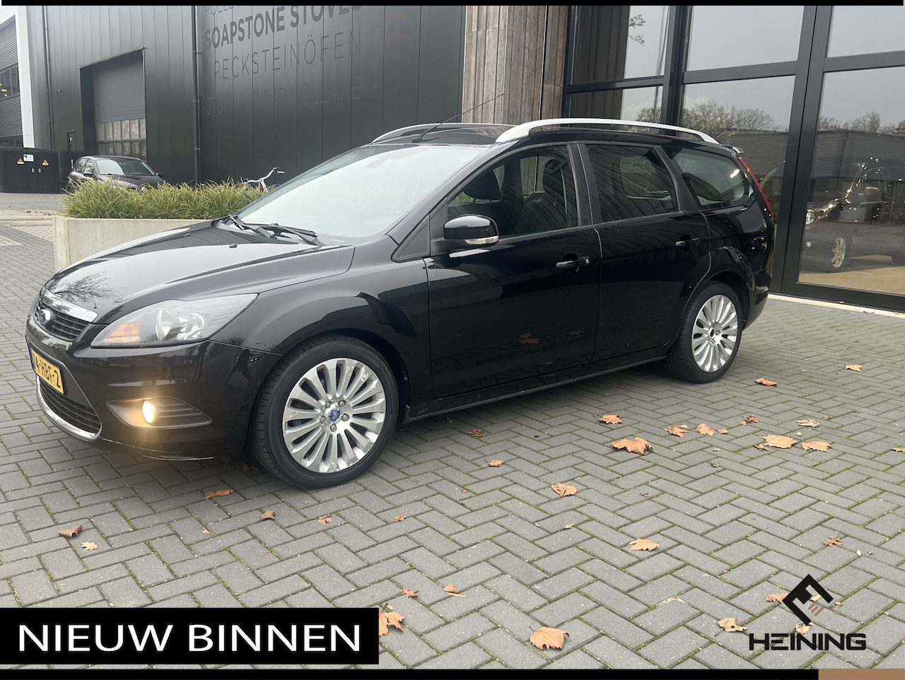 Ford Focus Wagon - 1.6 Titanium Navi. Telefoon. Schuifdak - AutoWereld.nl