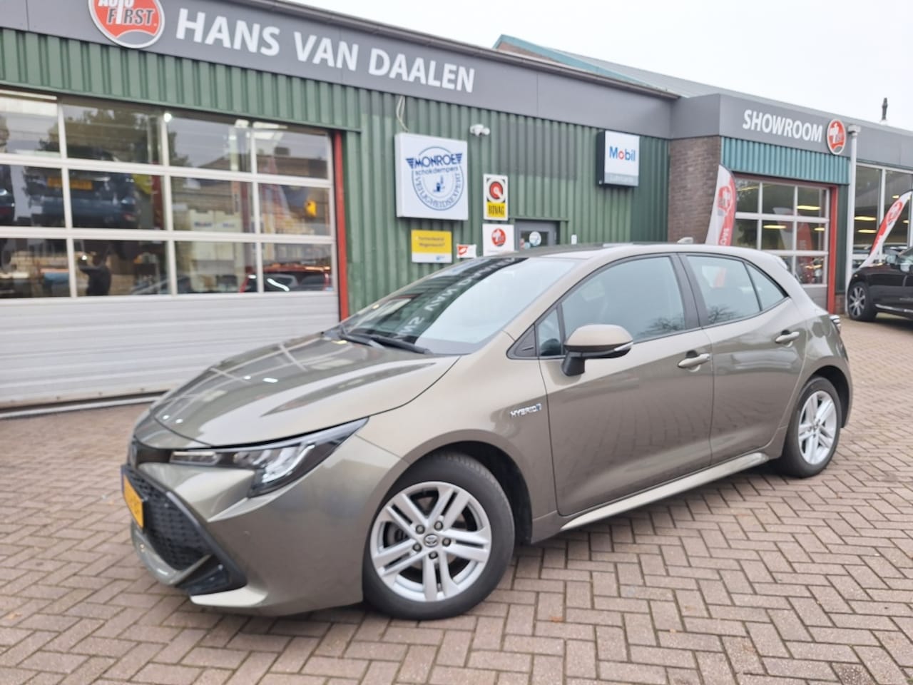 Toyota Corolla - 1.8 Hybrid Active BTW auto - AutoWereld.nl