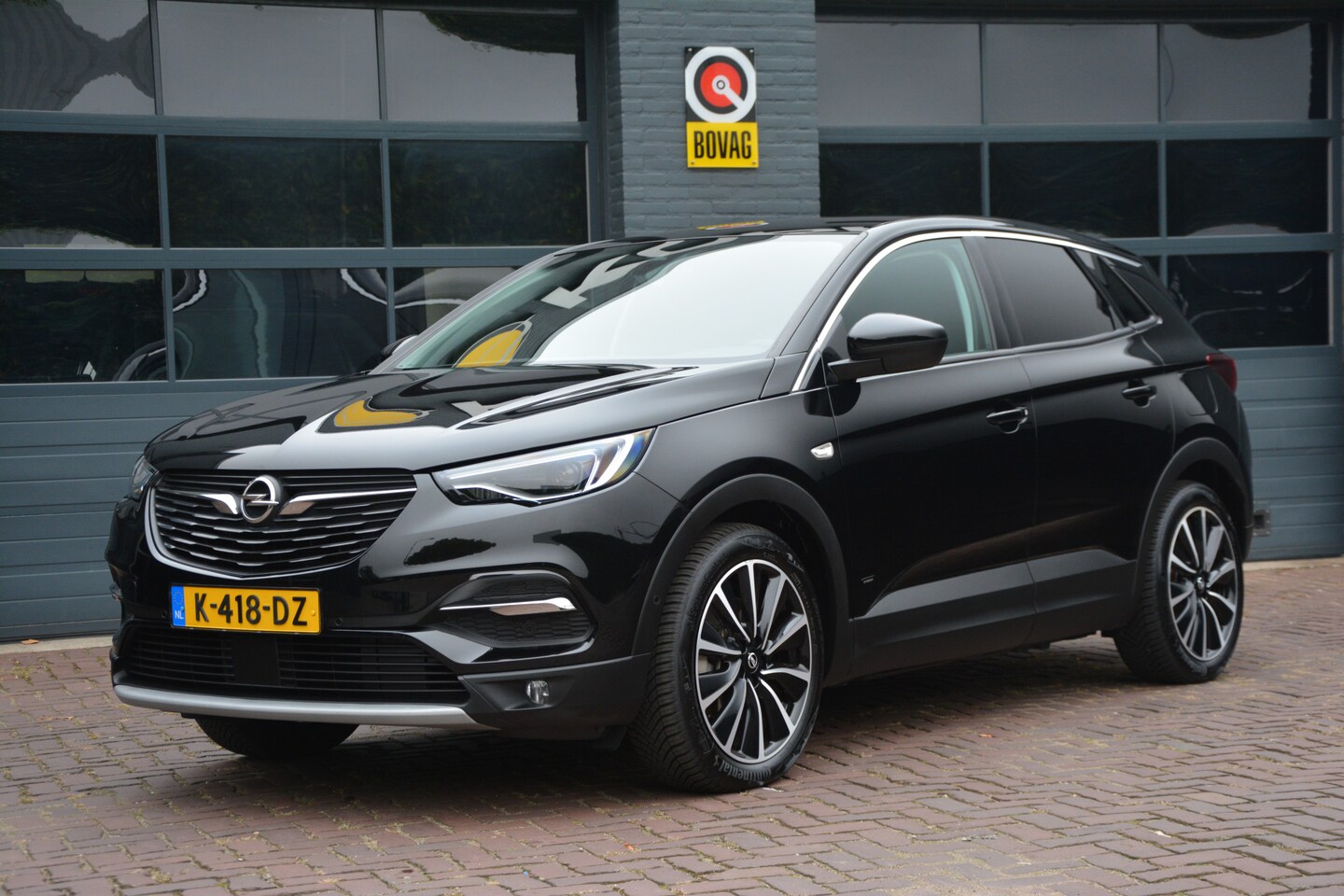 Opel Grandland X - 1.6 Turbo Hybrid Business Executive 1.6 Turbo Hybrid Business Executive - AutoWereld.nl