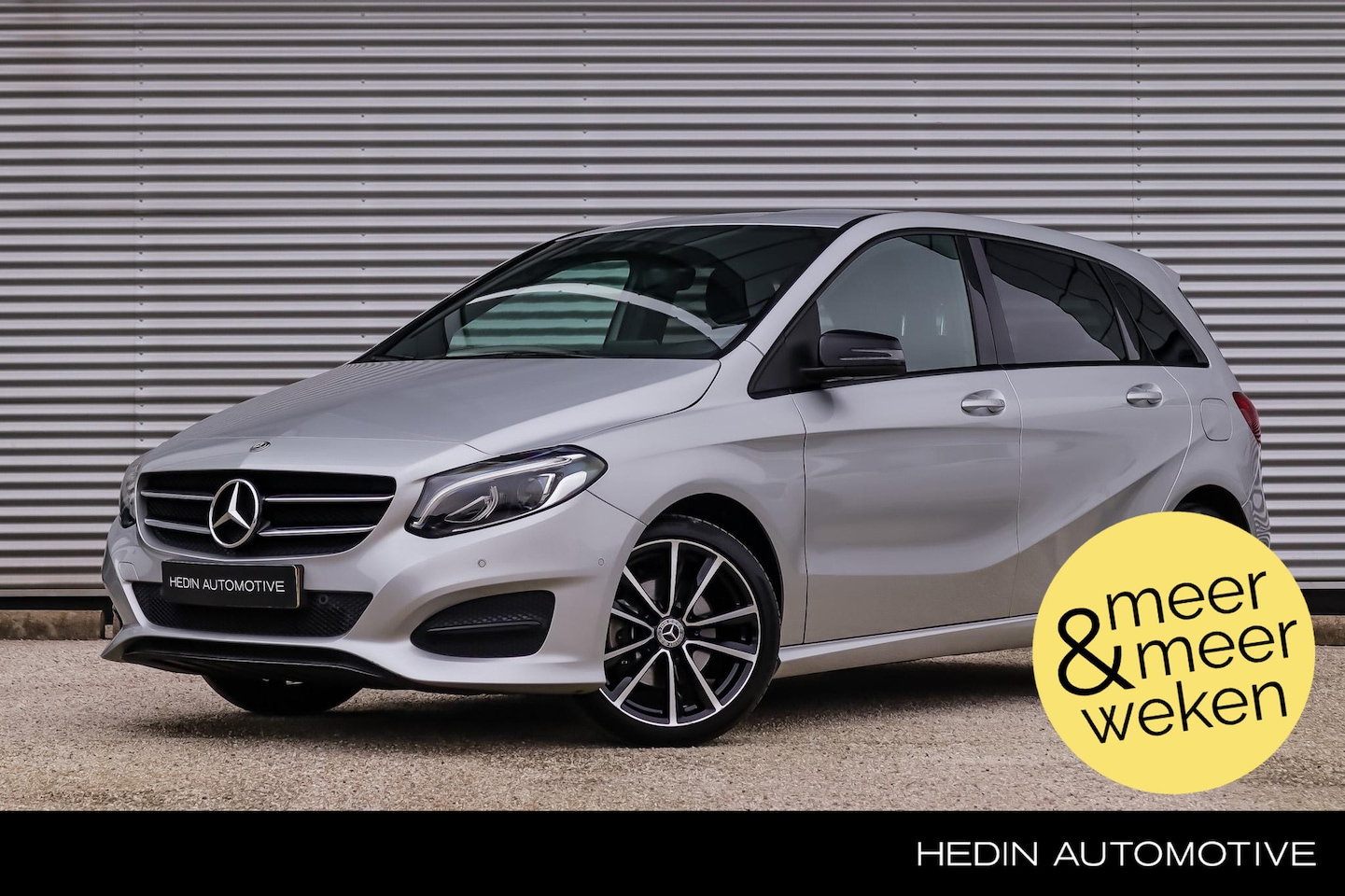 Mercedes-Benz B-klasse - 180 Ambition Automaat | Trekhaak | Nightpakket | Zitcomfortpakket | Licht en Zichtpakket - AutoWereld.nl