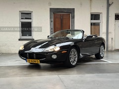 Jaguar XK8 - 4.0 V8 Convertible