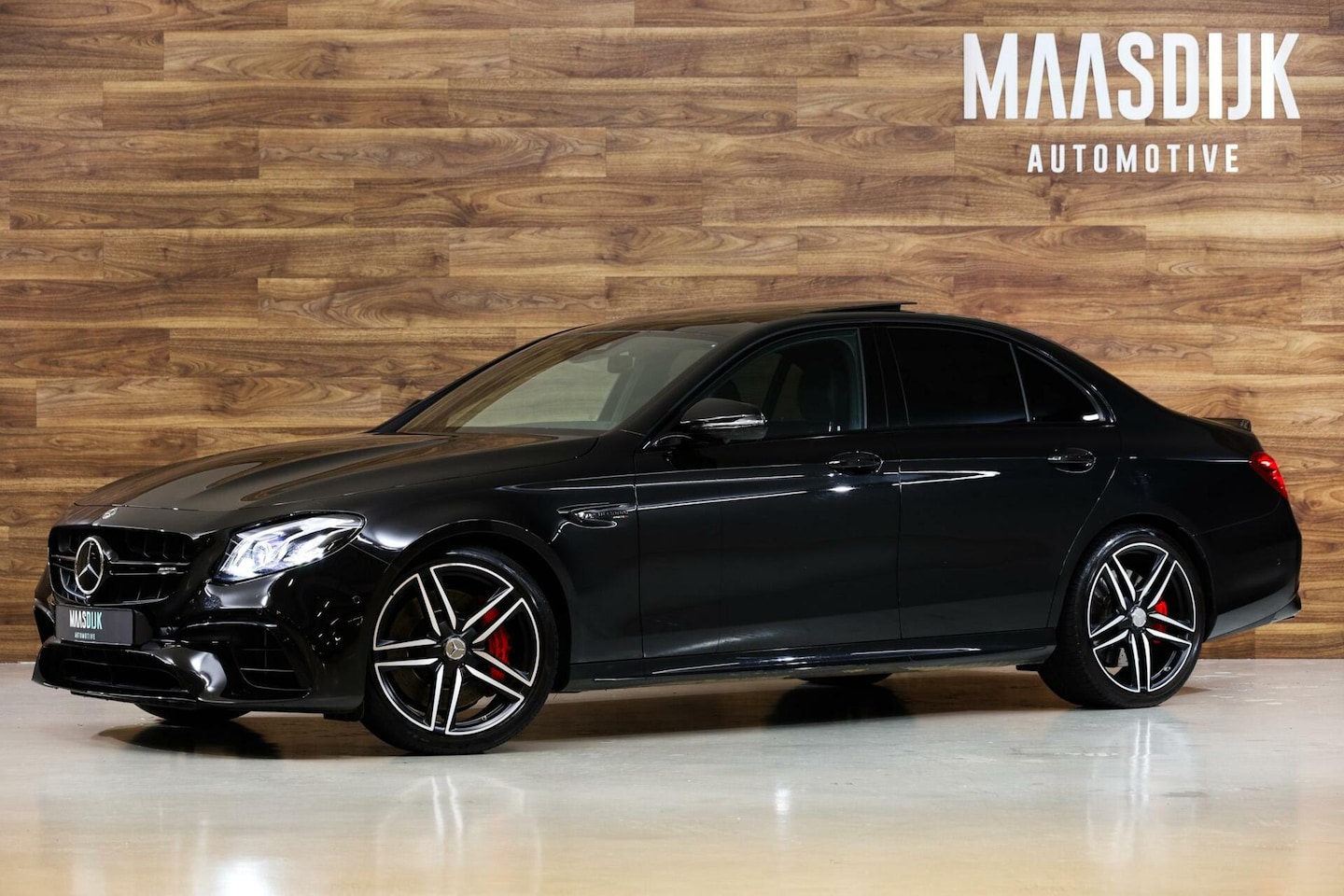 Mercedes-Benz E-klasse - AMG 63 S 4MATIC+|Burmester|Massage|Pano|ACC| - AutoWereld.nl