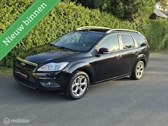 Ford Focus Wagon - 1.6 Comfort Airco Pdc Navi Trekhaak