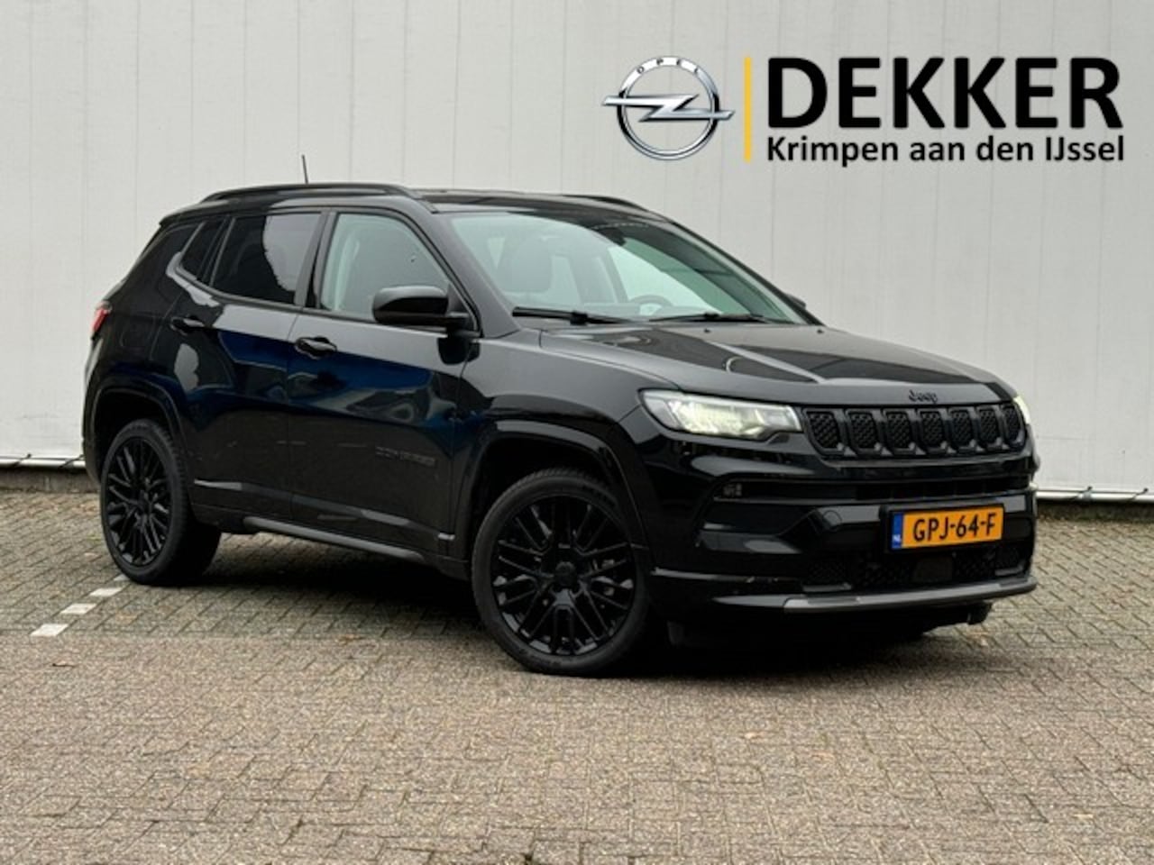 Jeep Compass - 1.5T e-Hybrid met Navi/Camera, Digitaal Dashboard, 19inch, All Season Banden - AutoWereld.nl