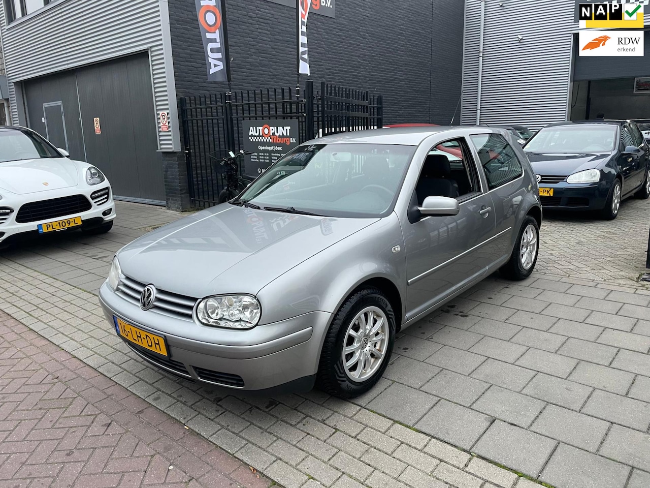 Volkswagen Golf - 1.6-16V 3e Eigenaar! Trekhaak Airco NAP APK - AutoWereld.nl